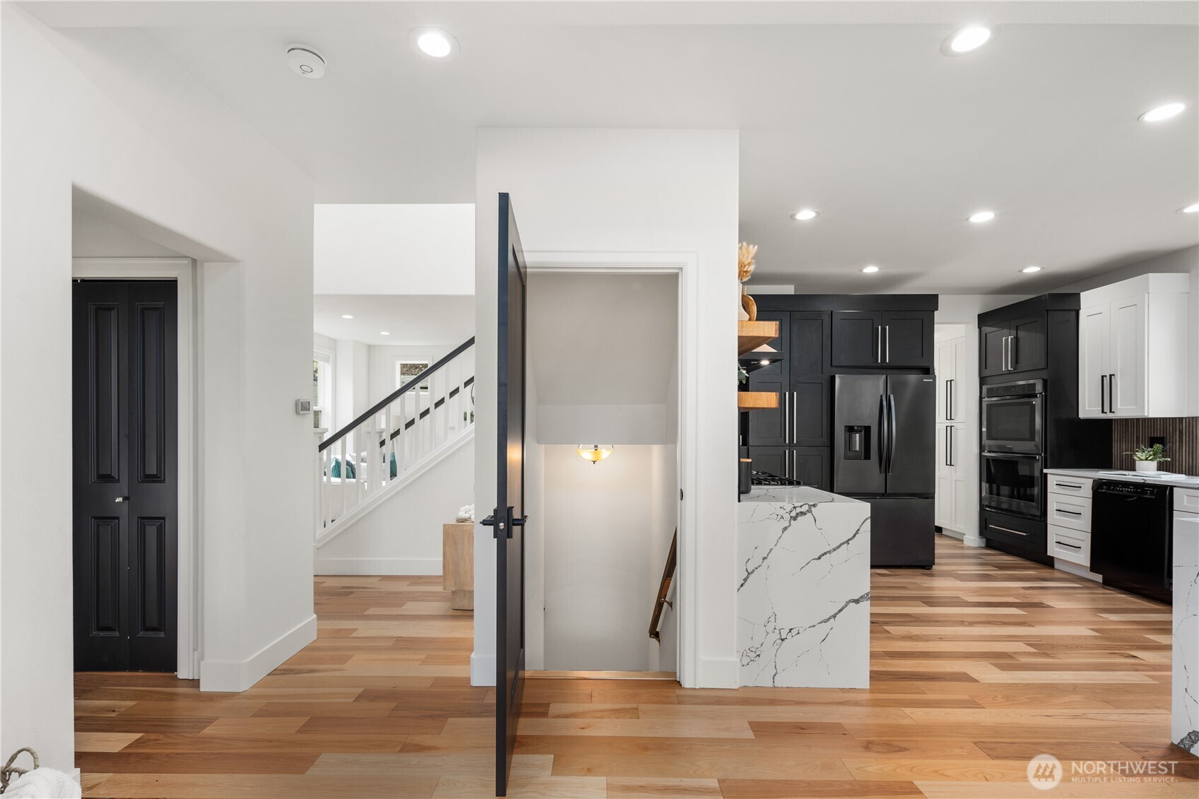 MLS #NWM2500785 image #5