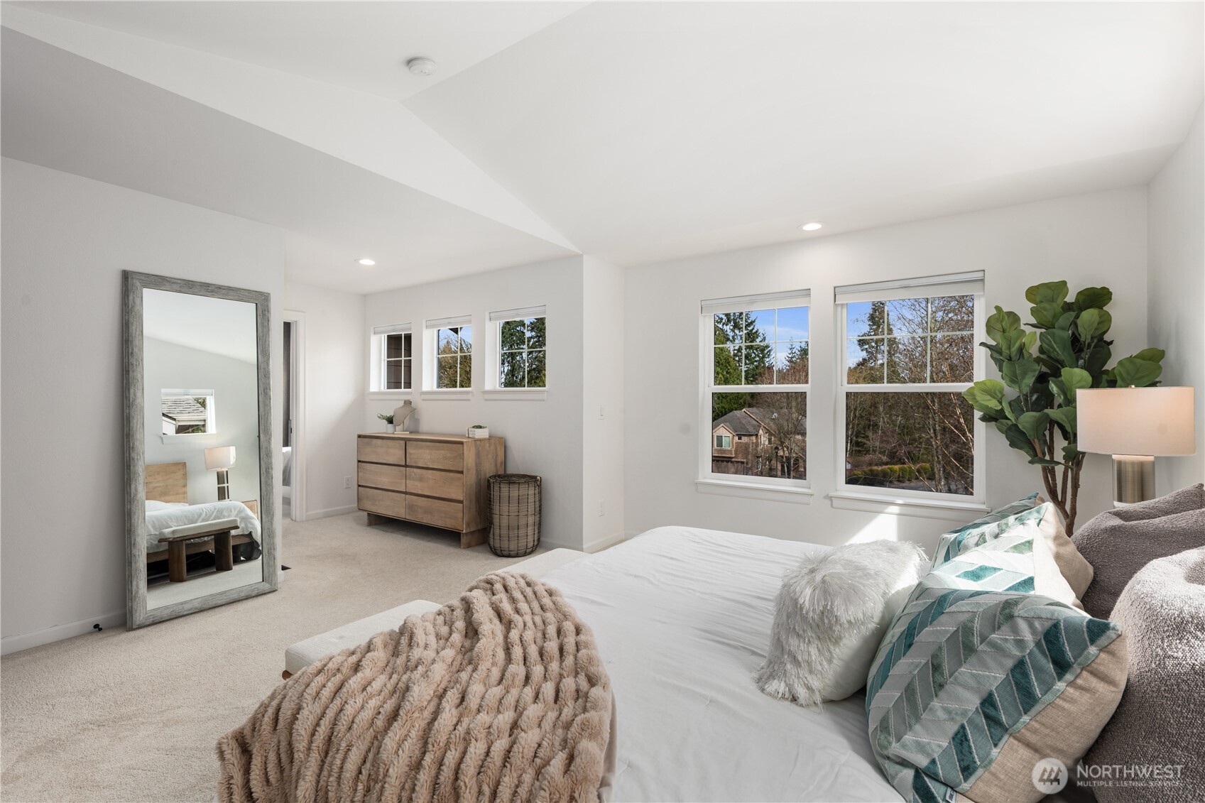 MLS #NWM2500785 image #20