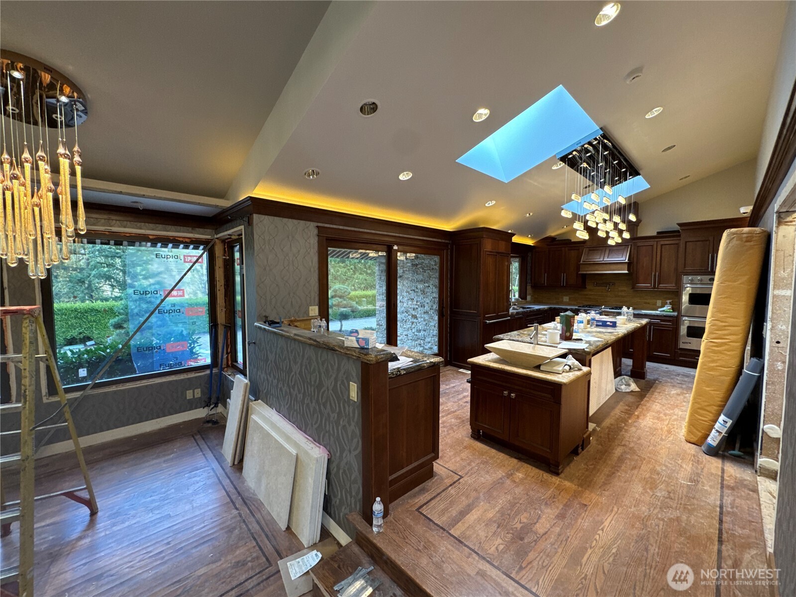 MLS #NWM2500802 image #22