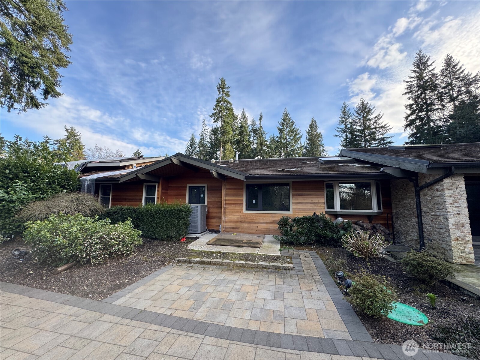 MLS #NWM2500802 image #0