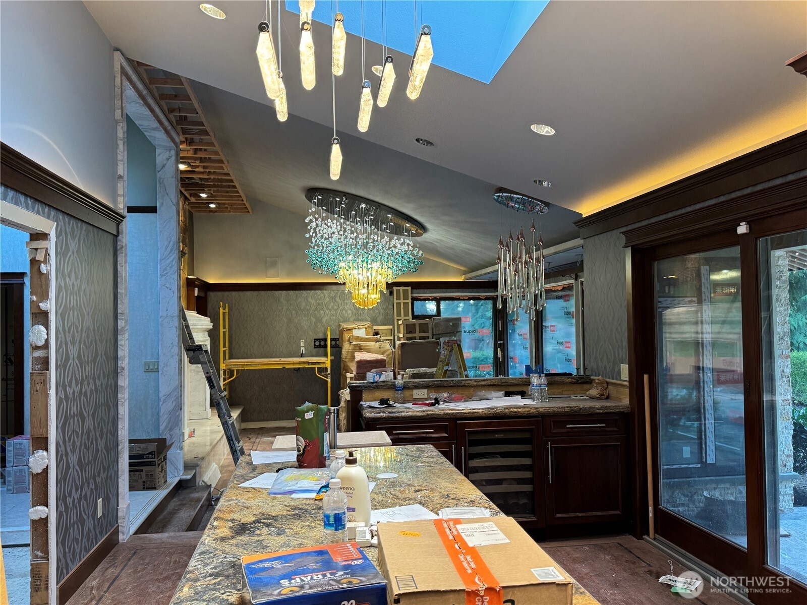 MLS #NWM2500802 image #3