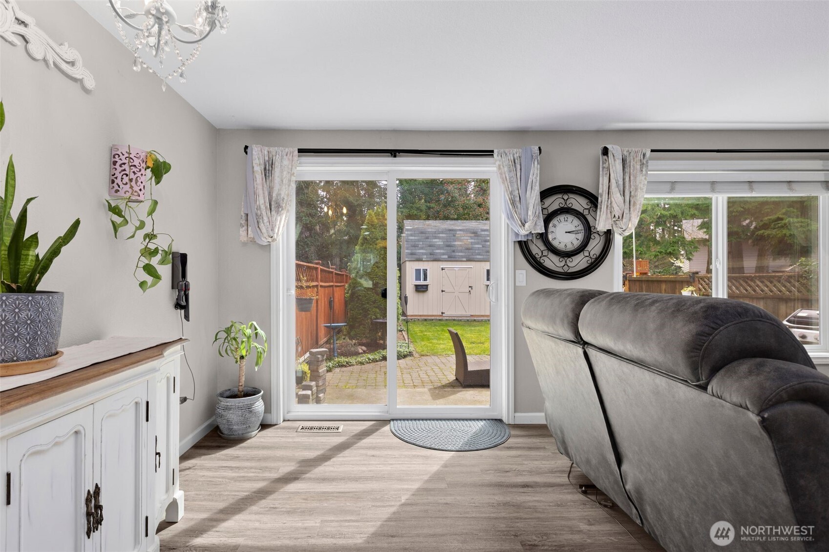 MLS #NWM2500815 image #17