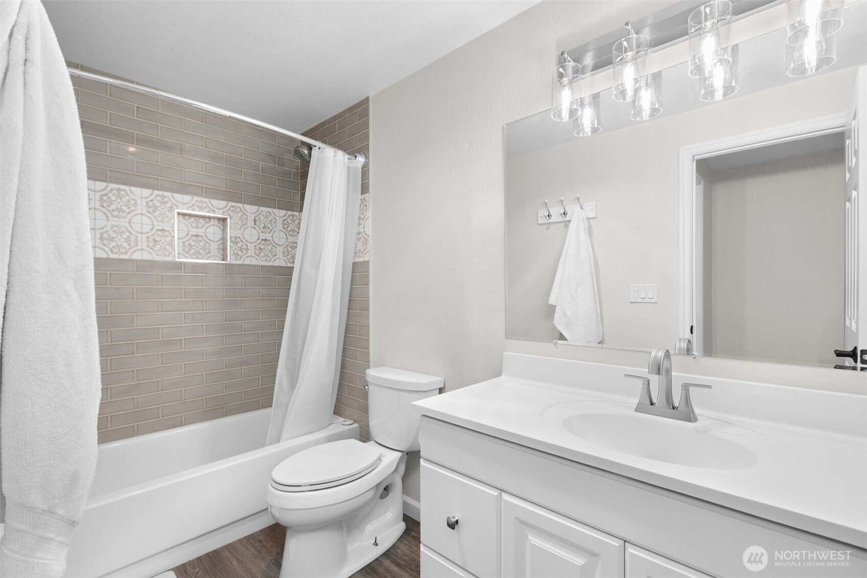 MLS #NWM2500815 image #21