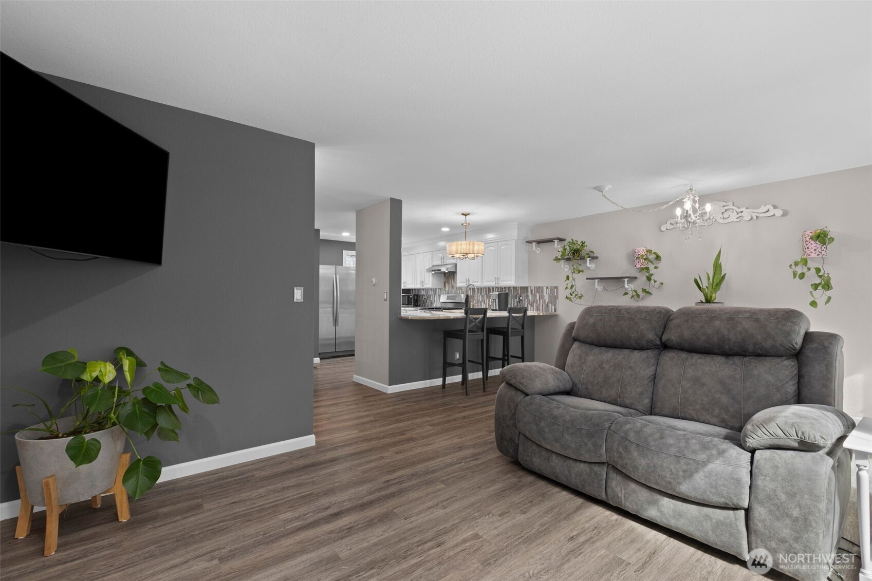 MLS #NWM2500815 image #12