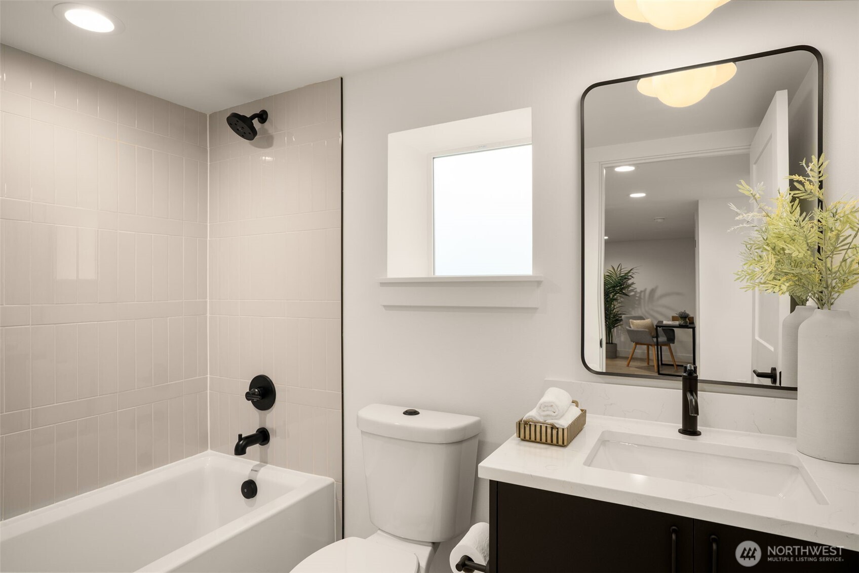 MLS #NWM2500846 image #26