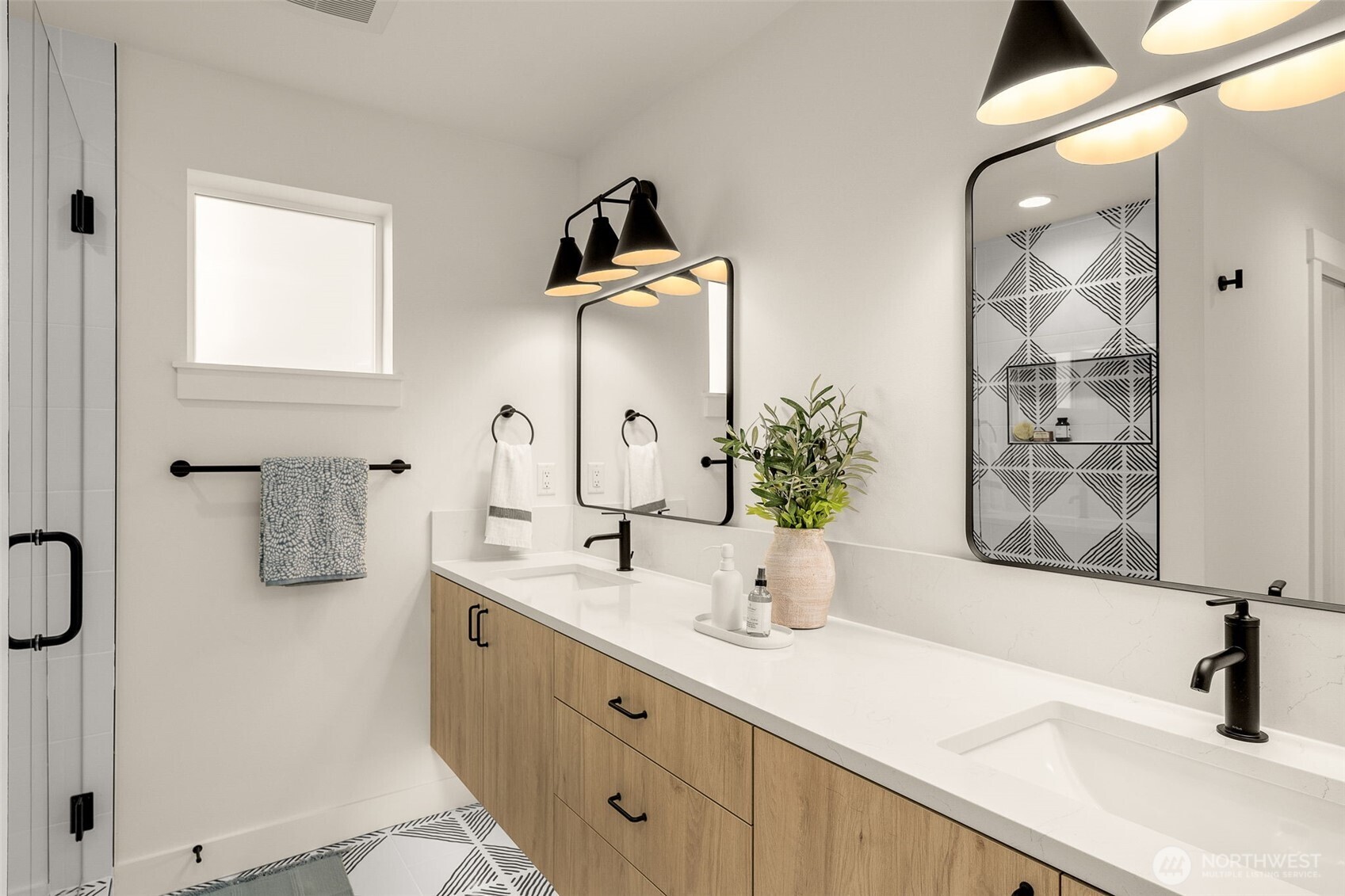 MLS #NWM2500846 image #23