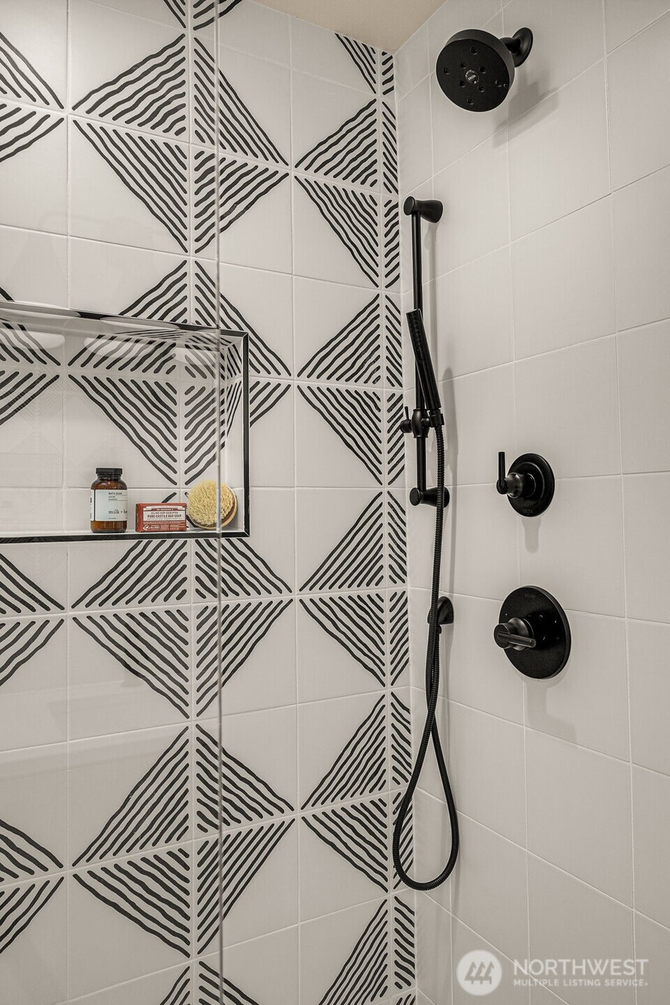 MLS #NWM2500846 image #21