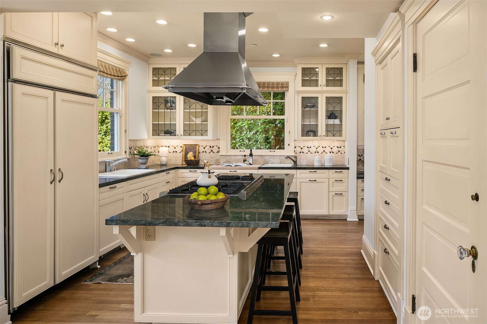 MLS #NWM2500848 image #14