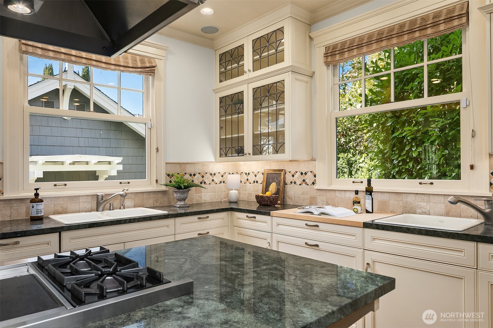 MLS #NWM2500848 image #16