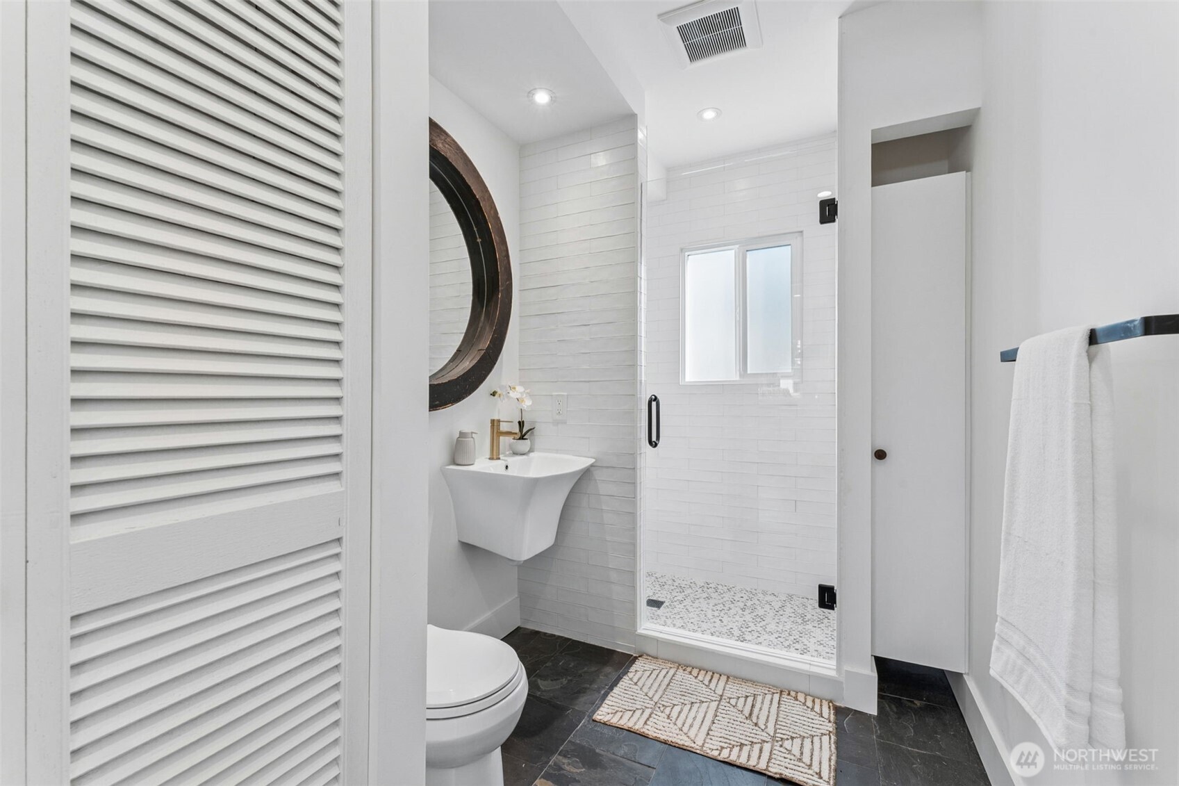 MLS #NWM2500866 image #17