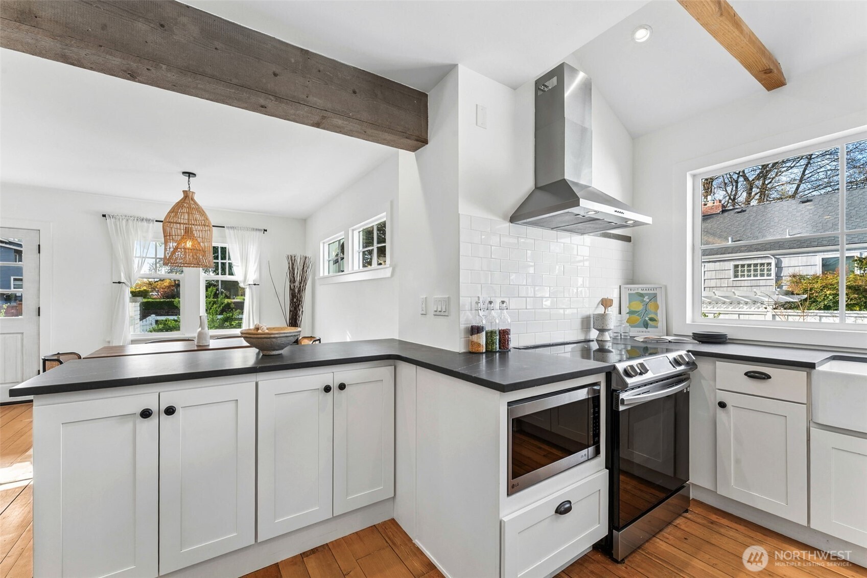 MLS #NWM2500866 image #8