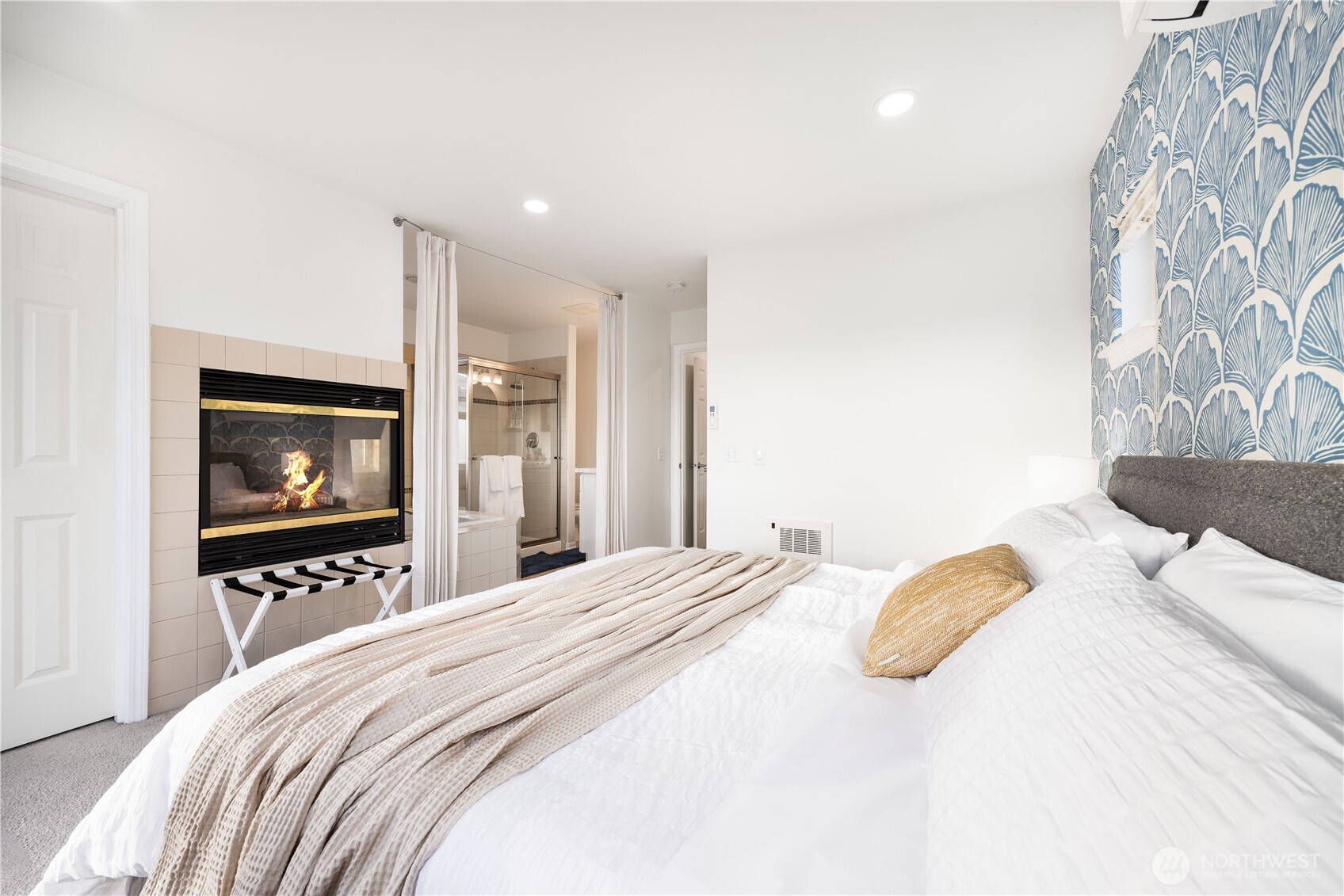 MLS #NWM2500869 image #4