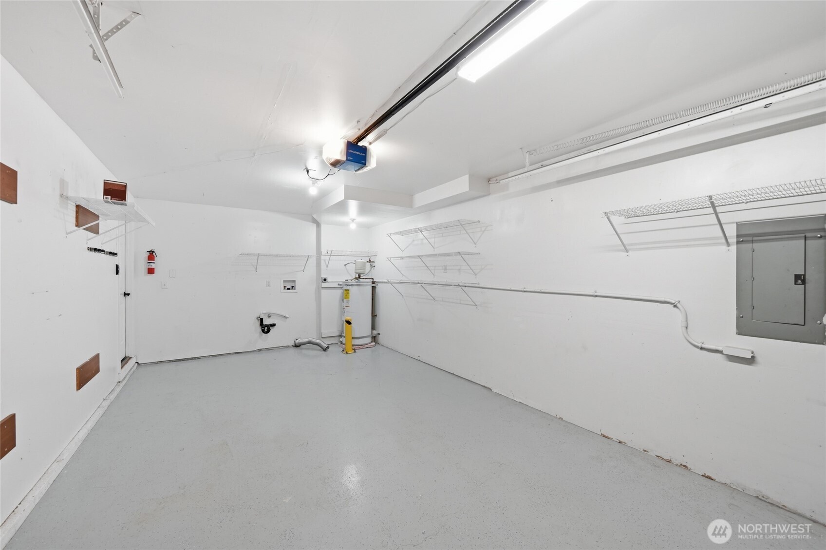 MLS #NWM2500895 image #30