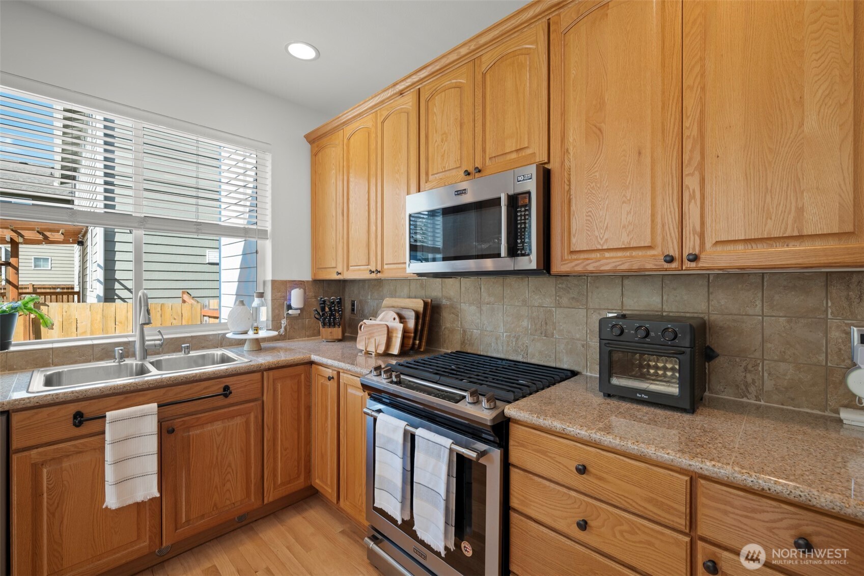 MLS #NWM2500928 image #21