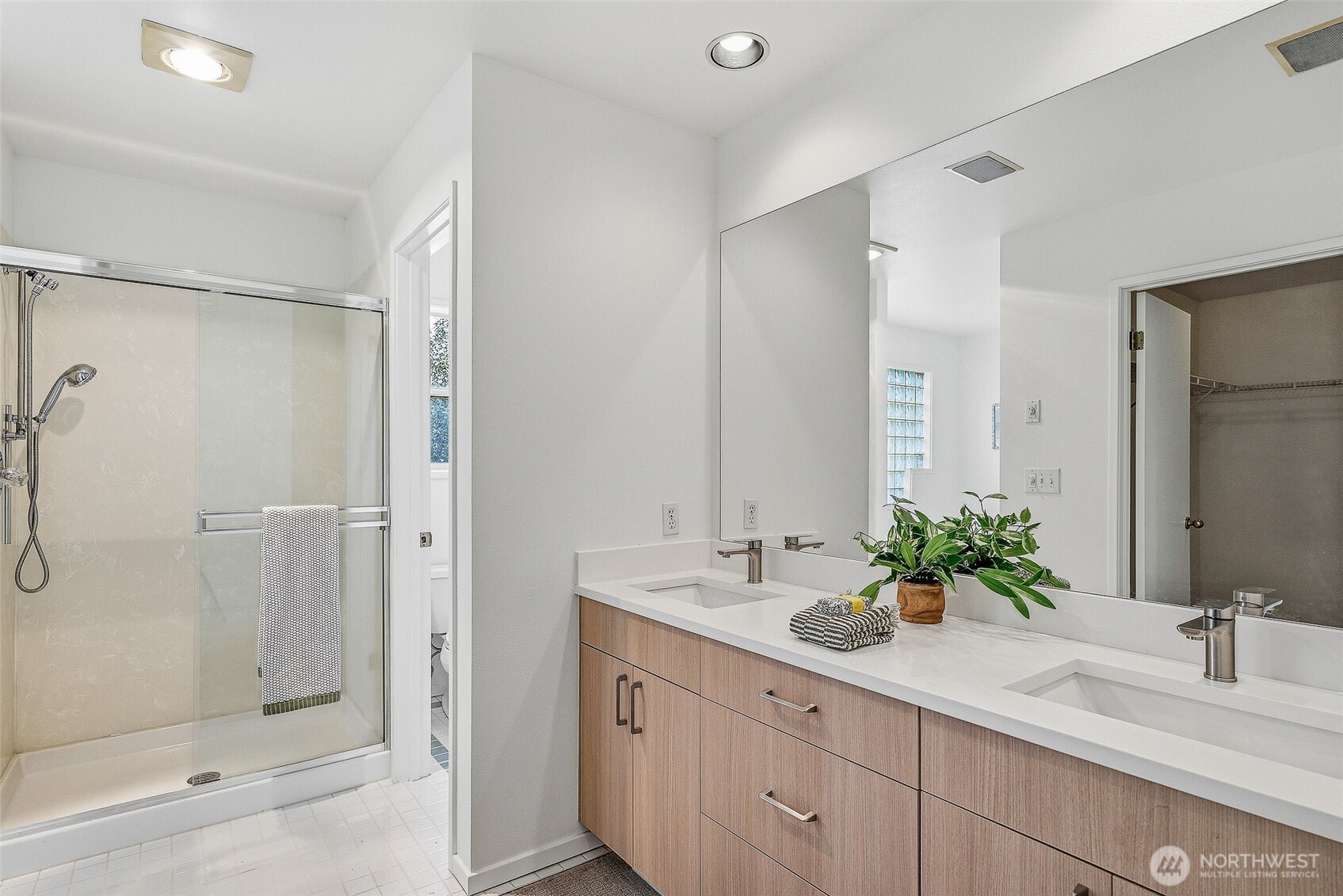 MLS #NWM2500987 image #18