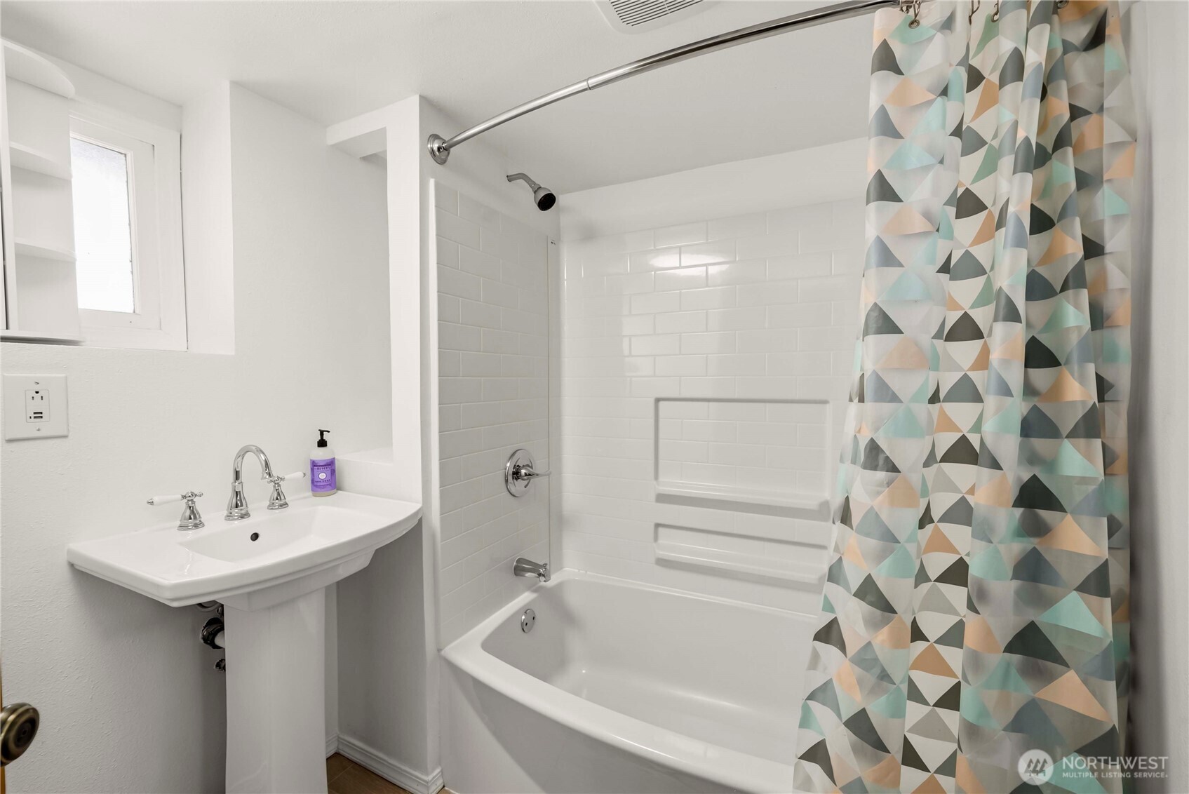 MLS #NWM2500994 image #22