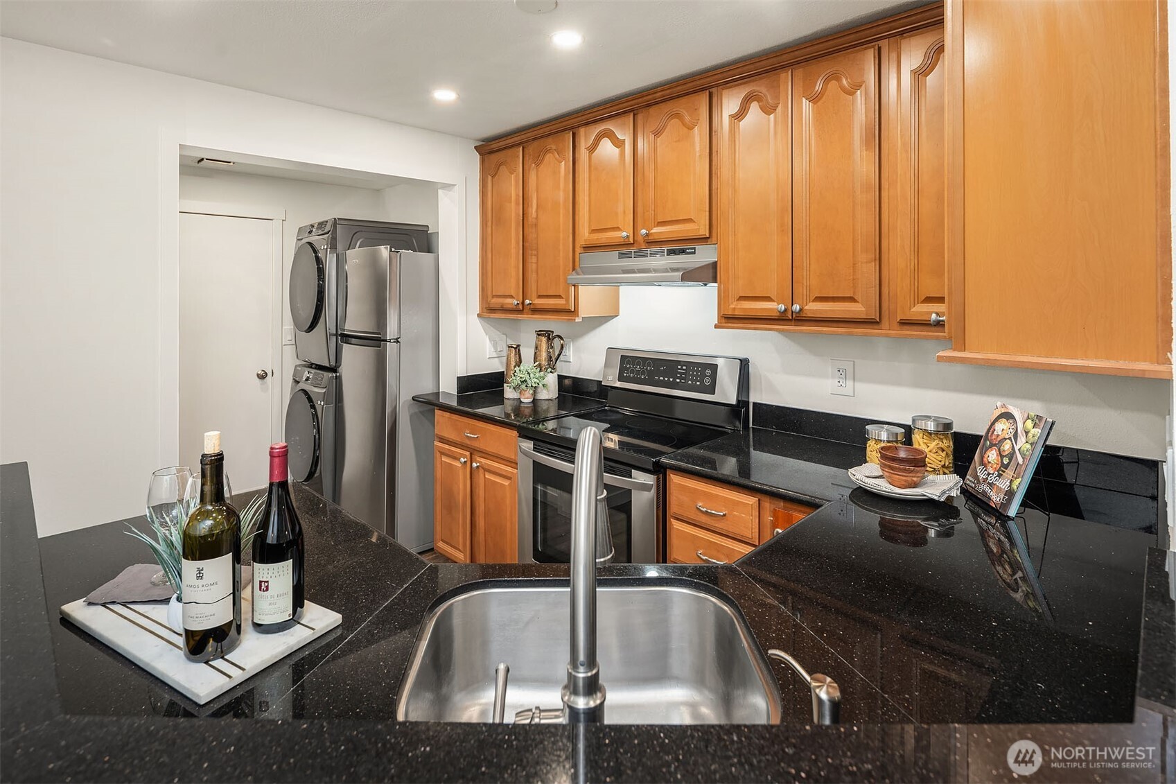 MLS #NWM2501021 image #11