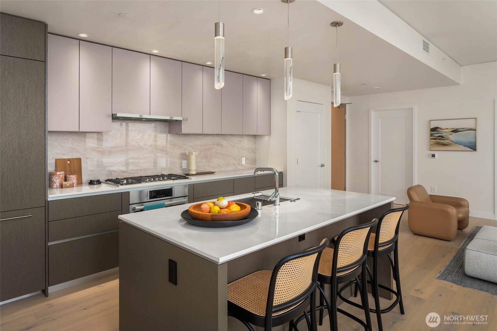 MLS #NWM2501024 image #7