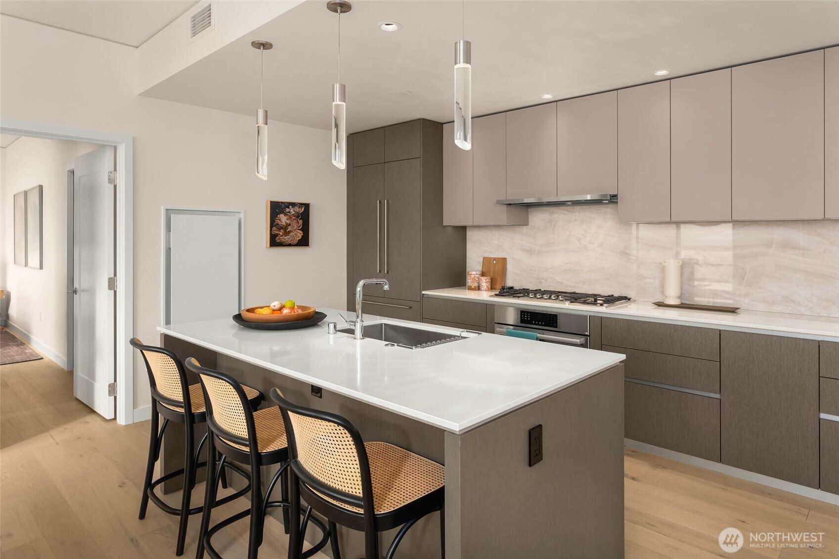 MLS #NWM2501024 image #11