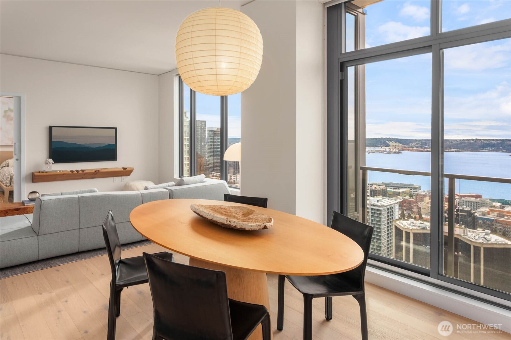 MLS #NWM2501024 image #10