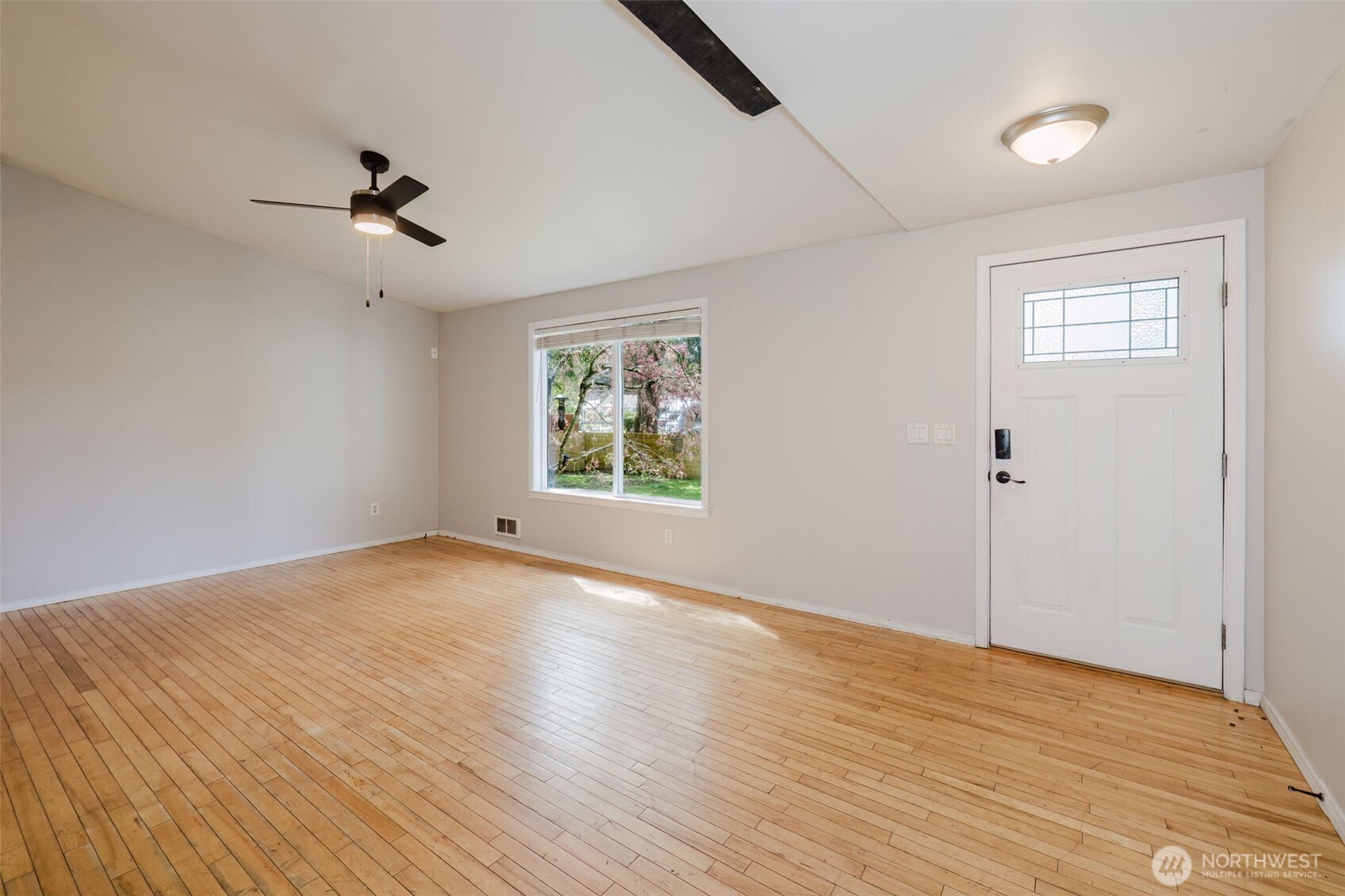 MLS #NWM2501042 image #5