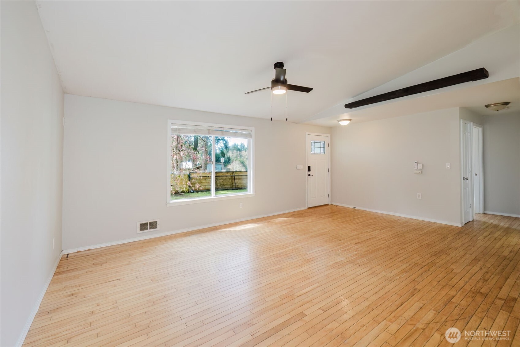 MLS #NWM2501042 image #4