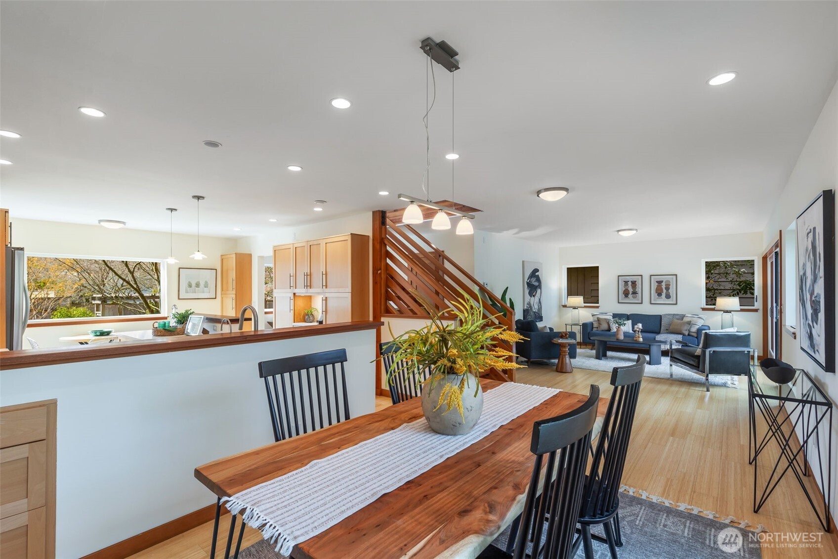 MLS #NWM2501050 image #6