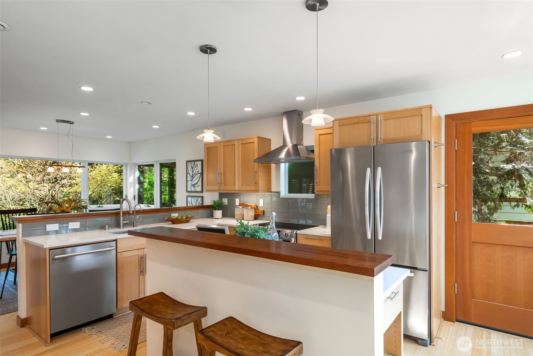 MLS #NWM2501050 image #7