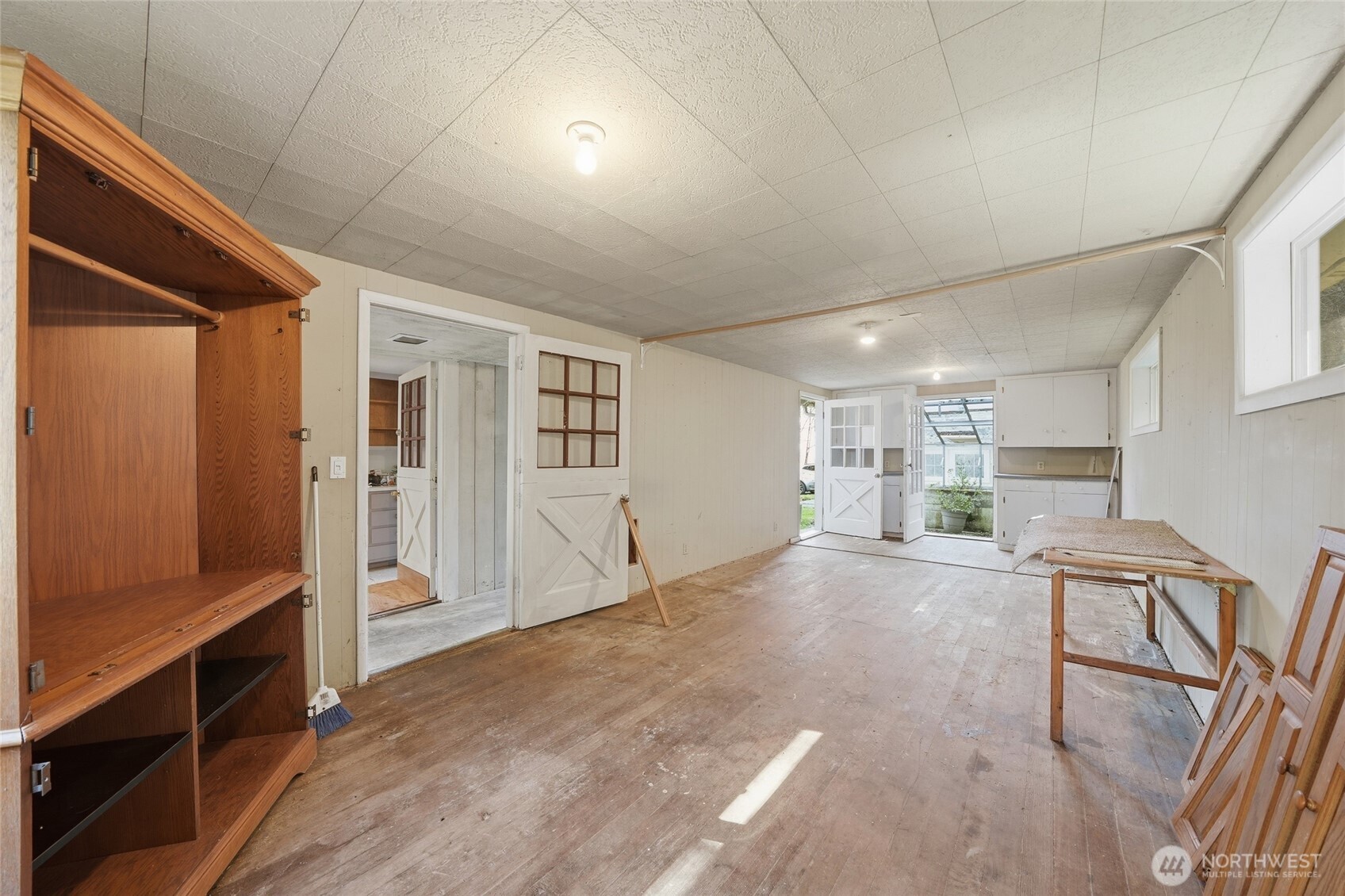 MLS #NWM2501061 image #20