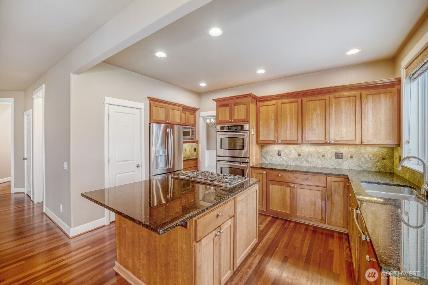 MLS #NWM2501066 image #17