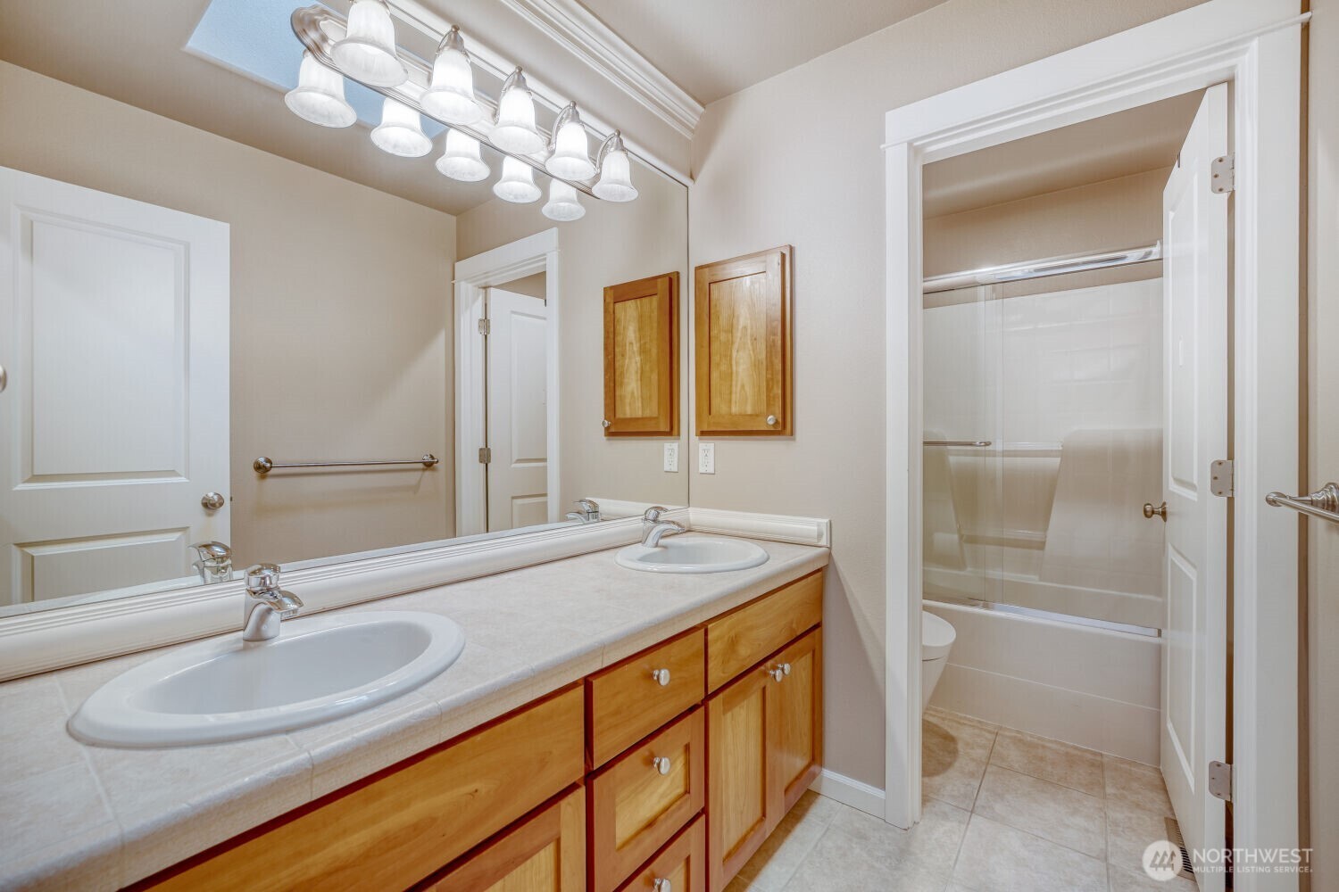 MLS #NWM2501066 image #28