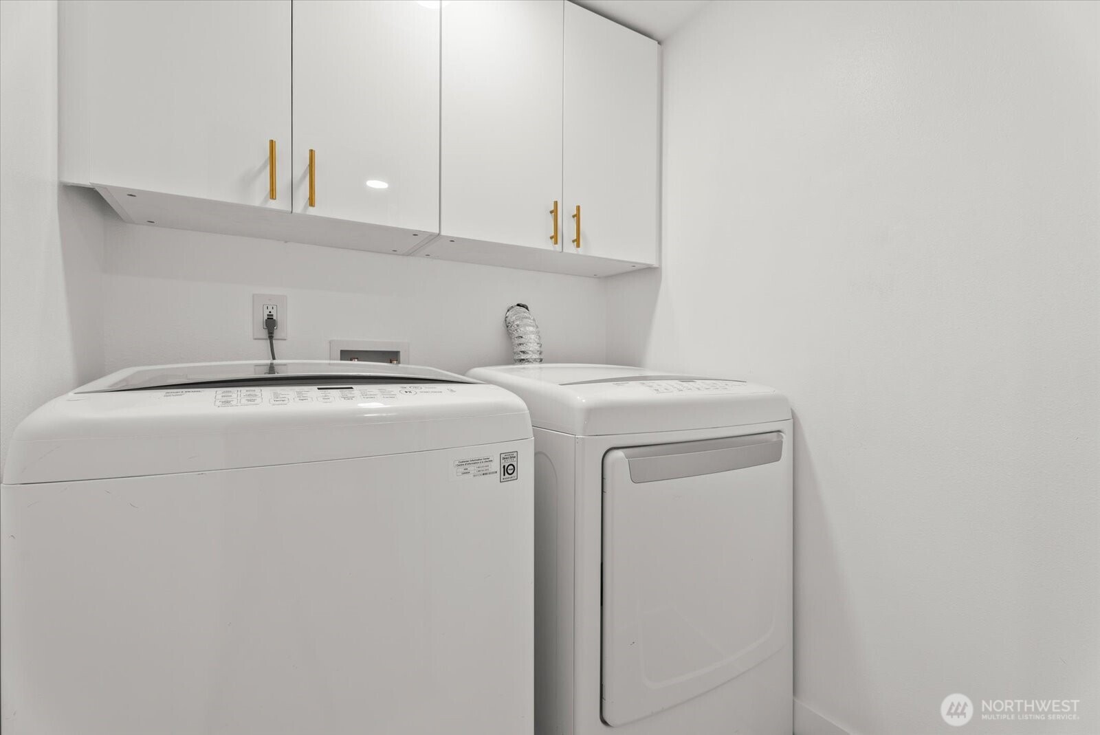 MLS #NWM2501072 image #15