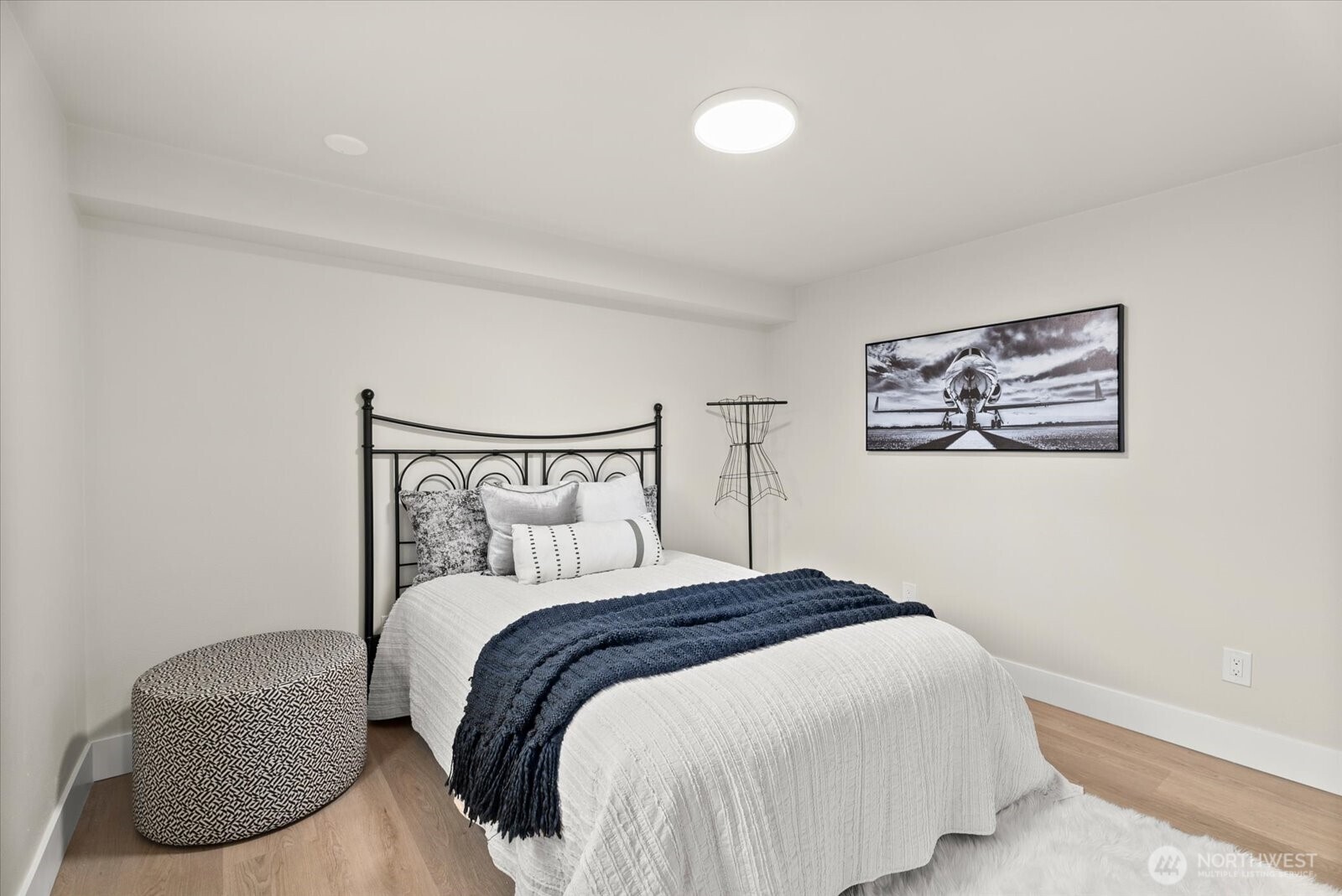 MLS #NWM2501072 image #19