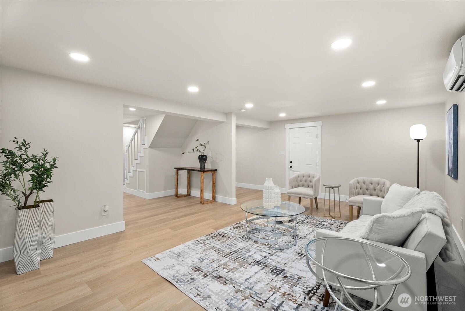 MLS #NWM2501072 image #16