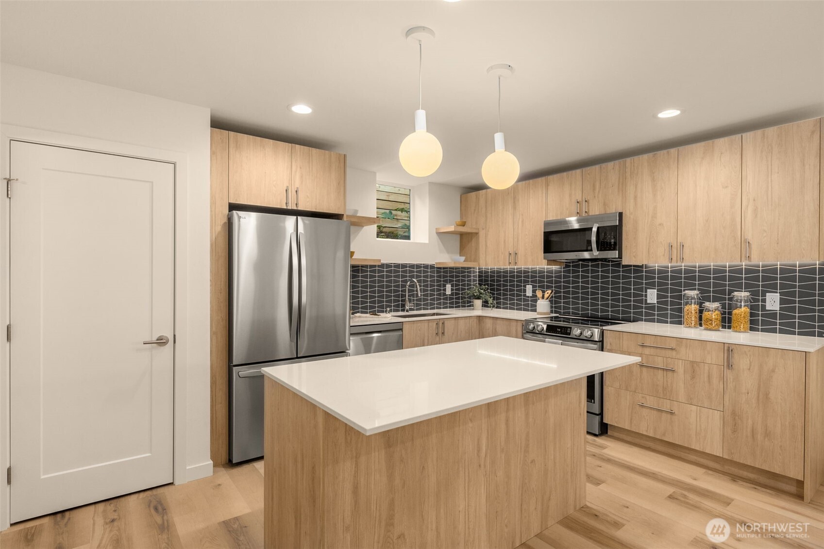 MLS #NWM2501093 image #14