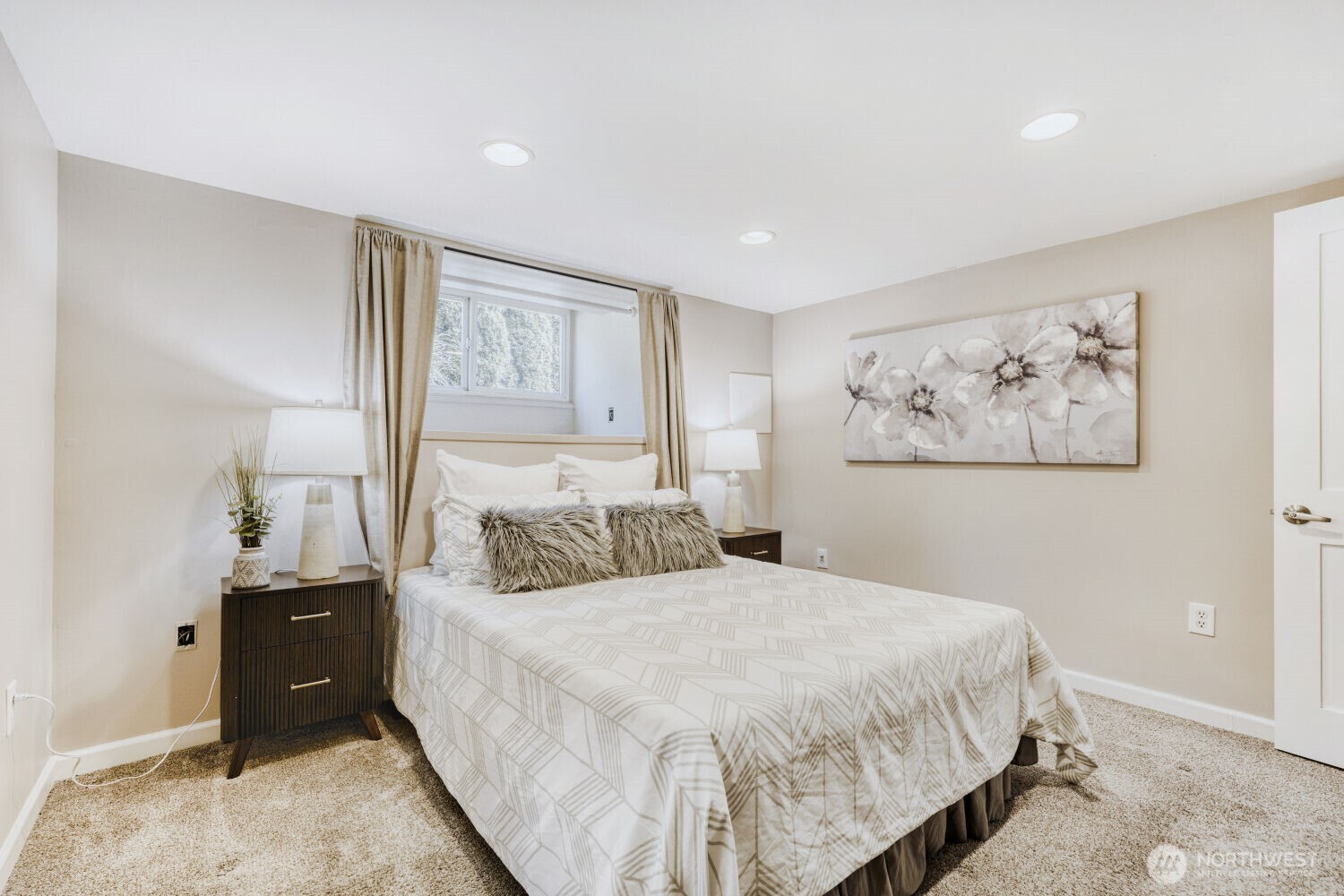 MLS #NWM2501095 image #18