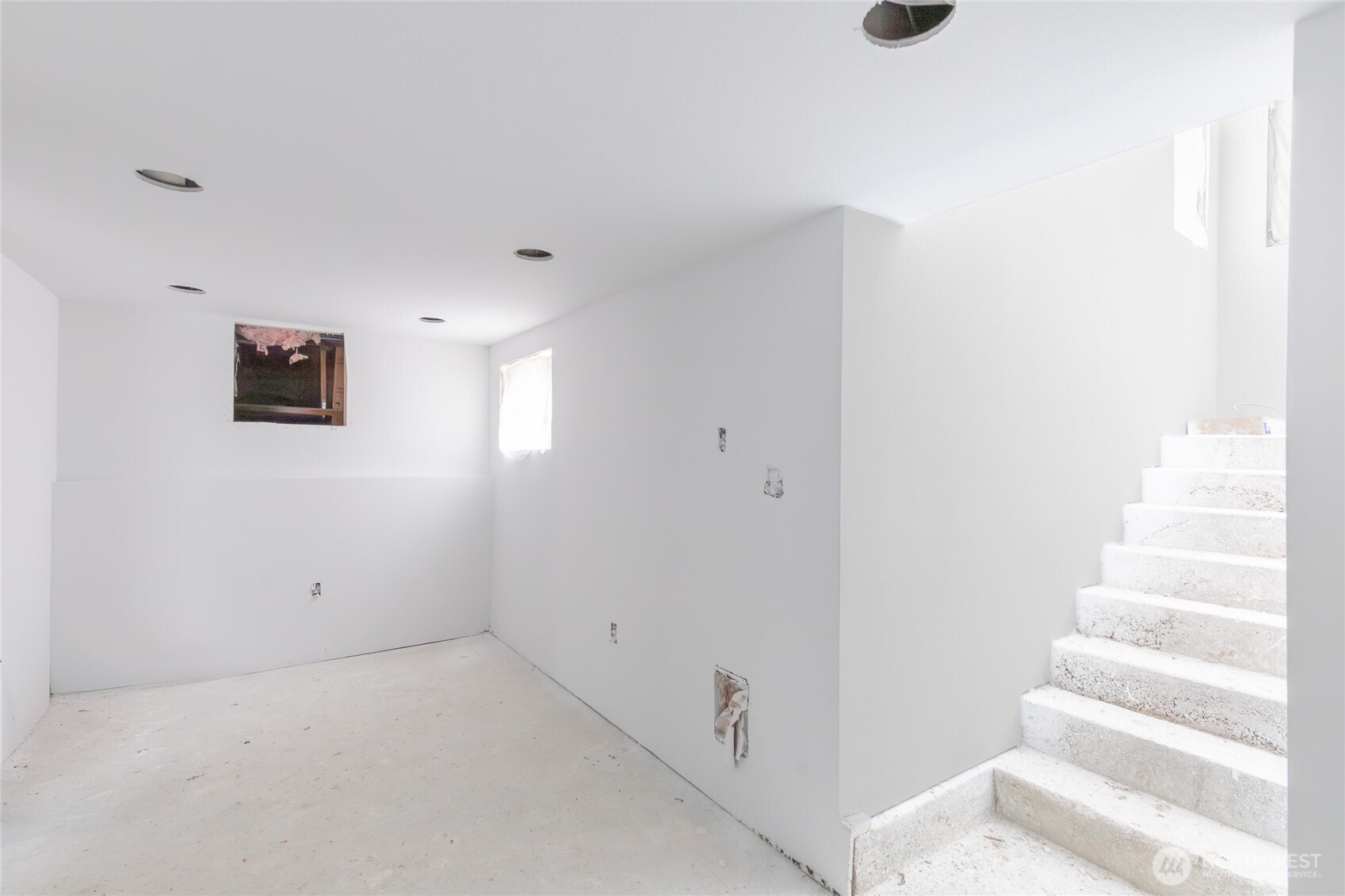 MLS #NWM2501107 image #11