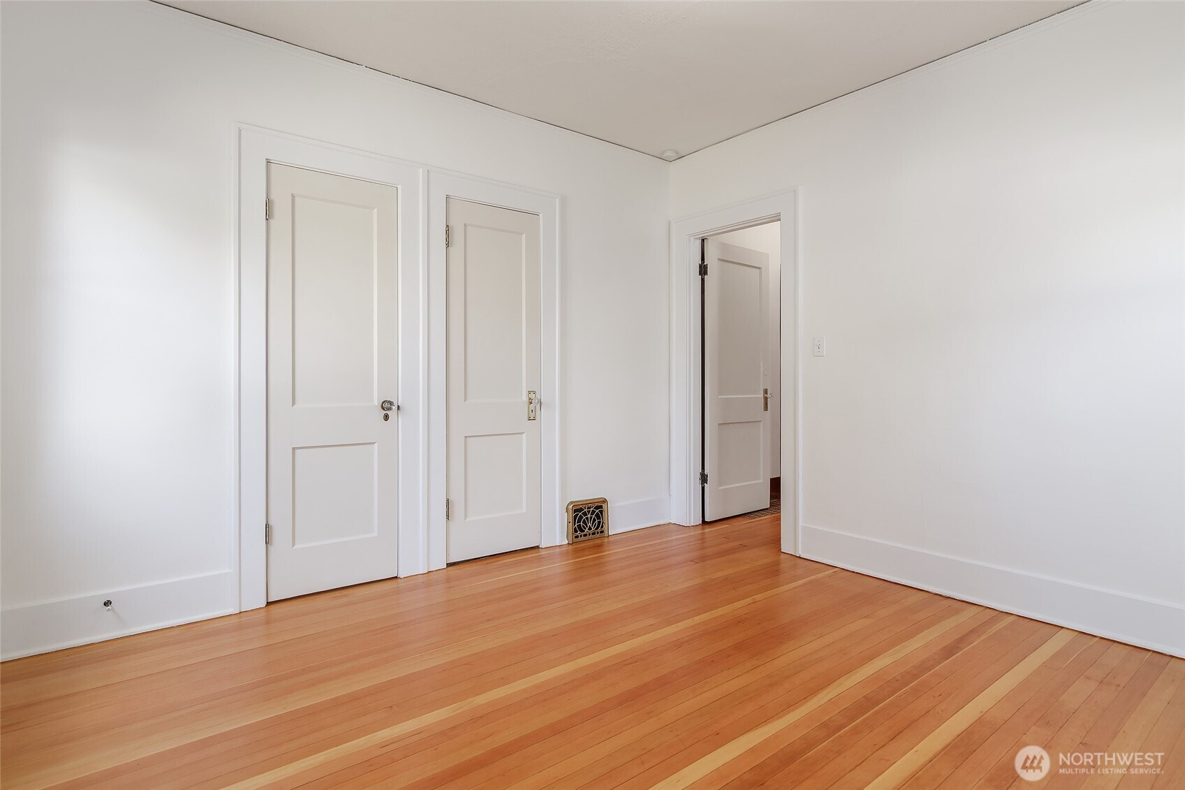 MLS #NWM2501164 image #20