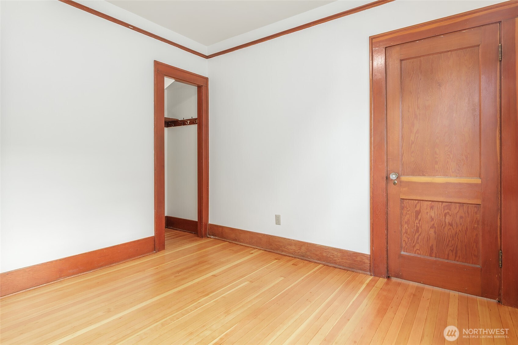 MLS #NWM2501164 image #18