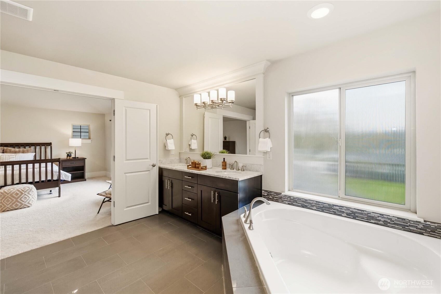 MLS #NWM2501189 image #21