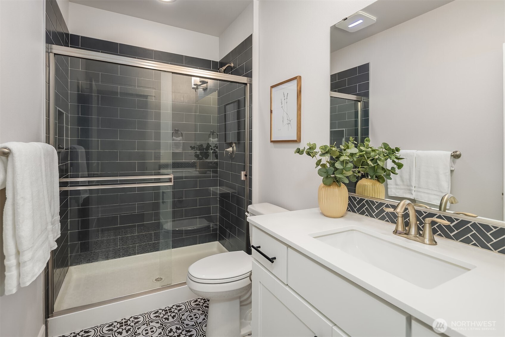 MLS #NWM2501203 image #25