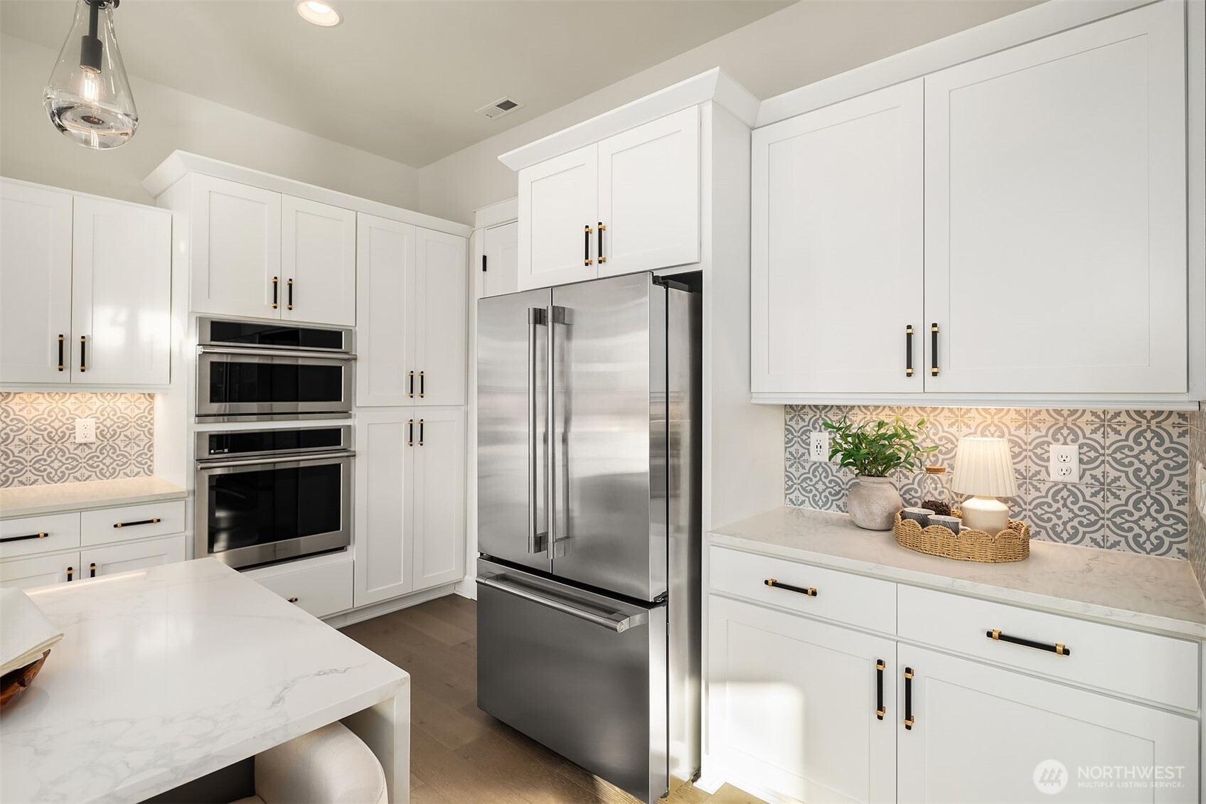 MLS #NWM2501203 image #3