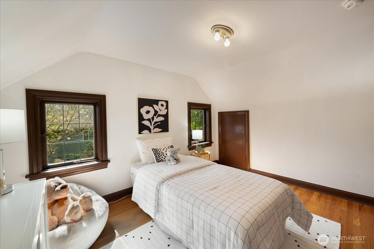 MLS #NWM2501211 image #23