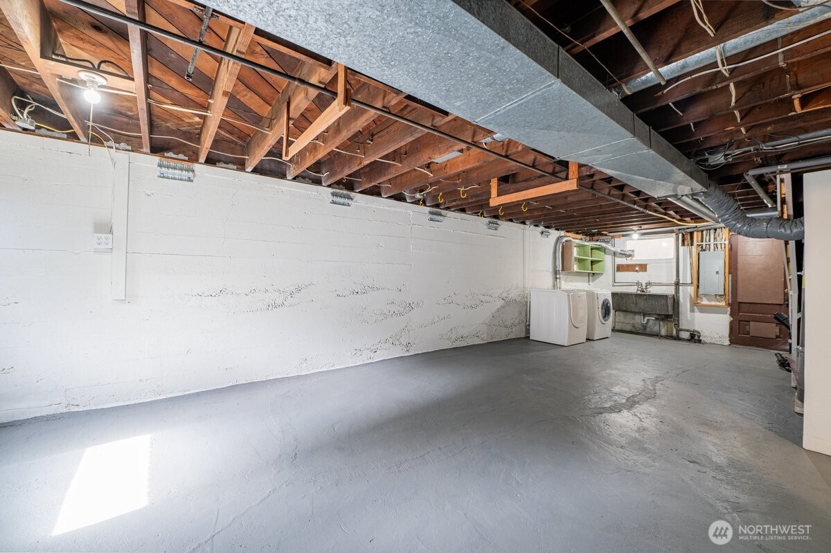 MLS #NWM2501211 image #33