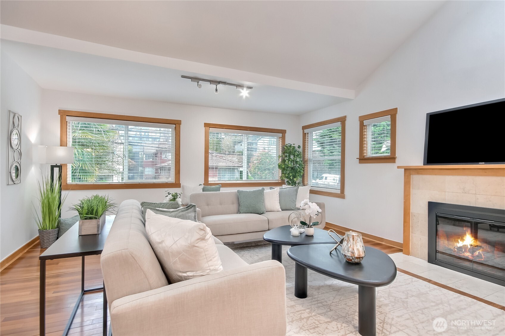 MLS #NWM2501217 image #16