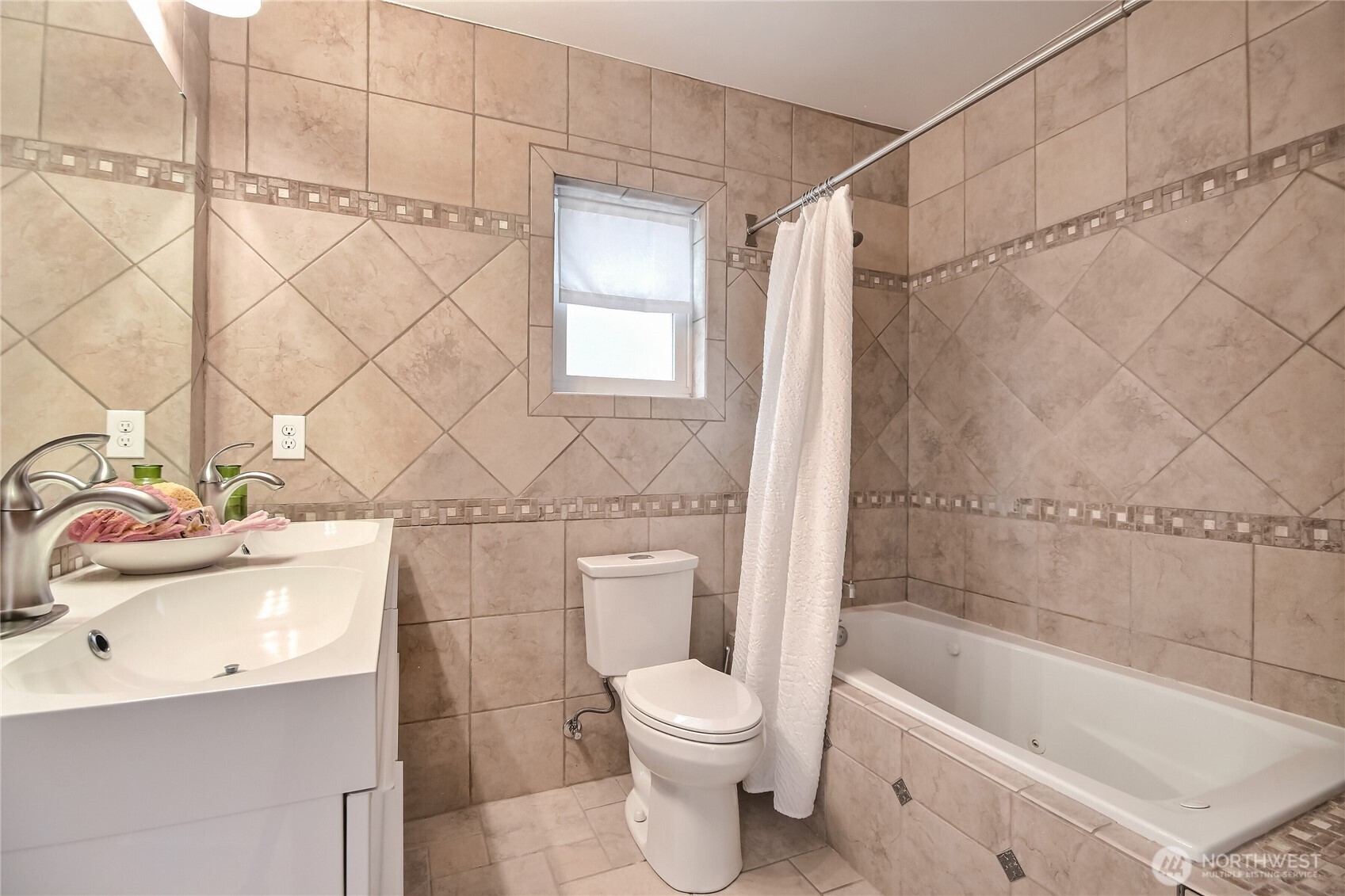 MLS #NWM2501217 image #19