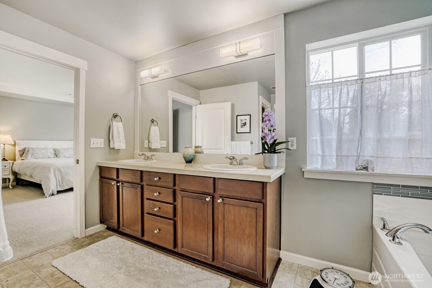 MLS #NWM2501256 image #24