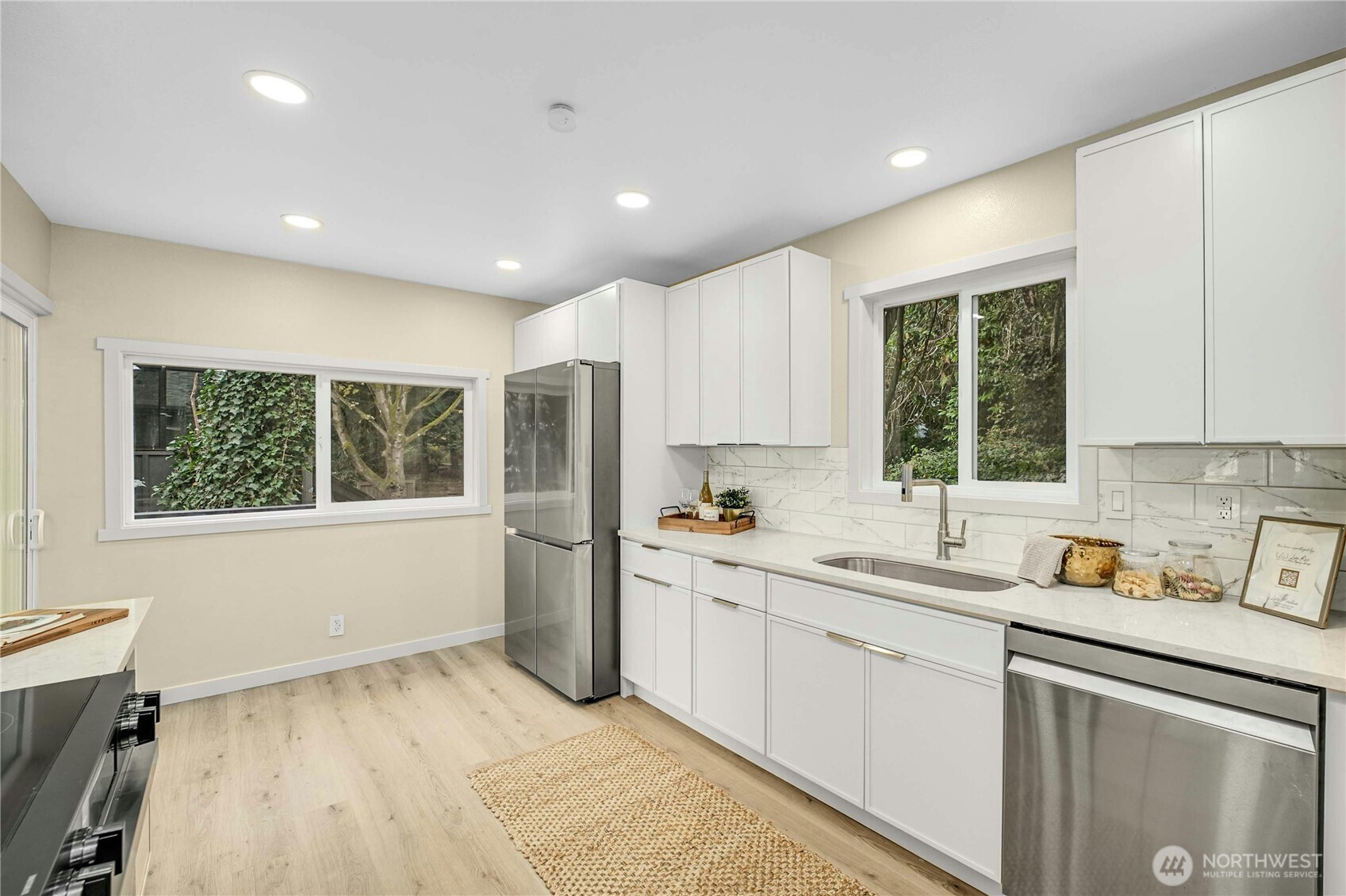 MLS #NWM2501288 image #9