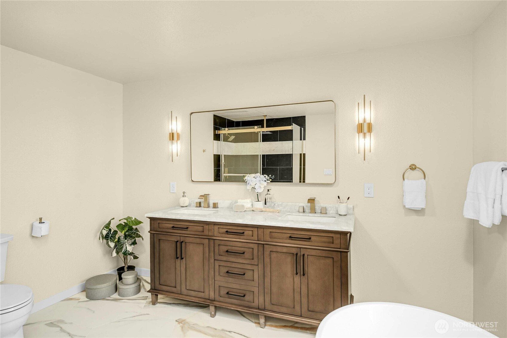 MLS #NWM2501288 image #22