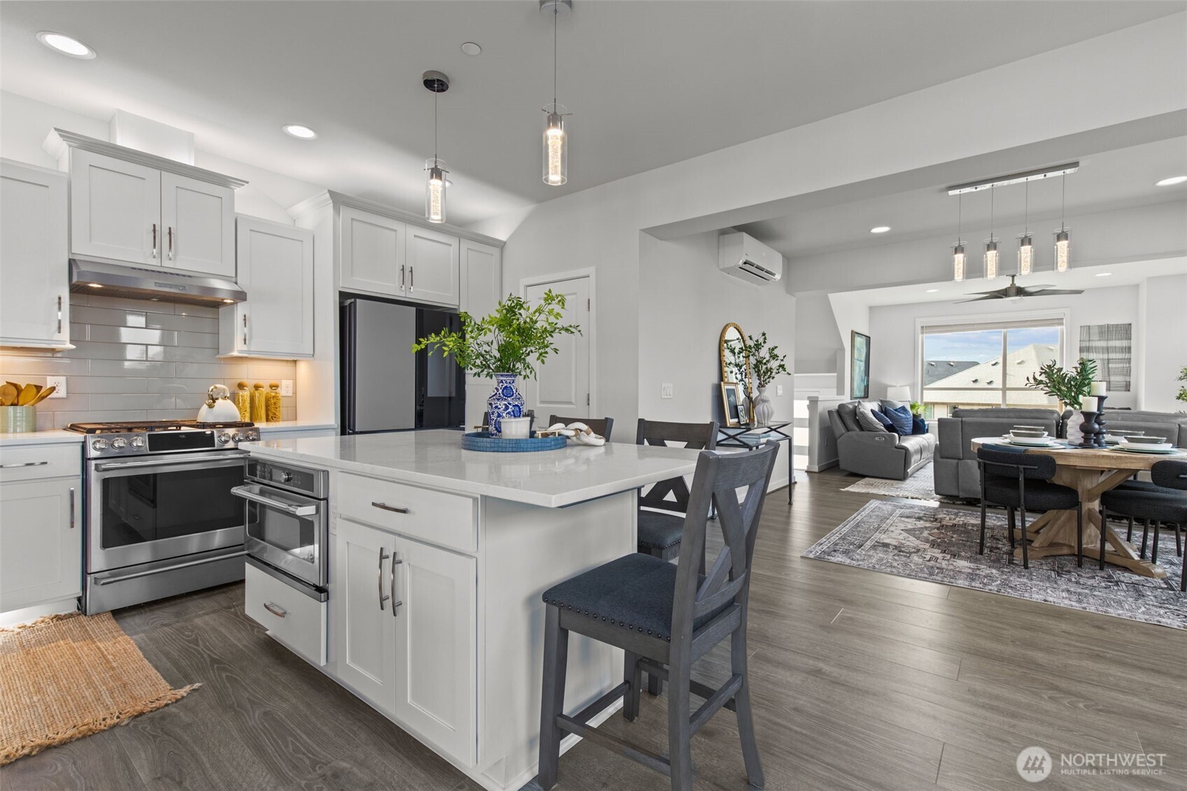 MLS #NWM2501298 image #8